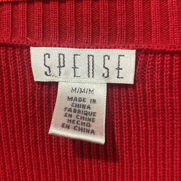 Red cardigan size medium - Picture 2 of 3